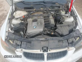 2006 BMW 3 Series 330i с VIN WBAVB33526PS18608, выставлен на аукционе IAAI как лот 42521613 с пробегом Не указан миль и . История ставок и продаж доступна на DreamBid. Изображение 10.