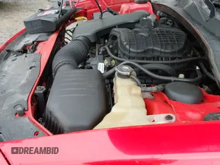 2016 Dodge Charger SE z VIN 2C3CDXFG6GH348149, wystawiony jako IAAI lot #42447310 z przebiegiem 148 956 mil mil oraz . Historia ofert i sprzedaży dostępna na DreamBid. Obrazek 19.