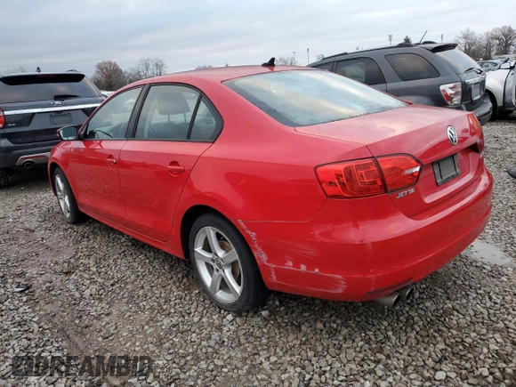 2011 Volkswagen Jetta SE with VIN 3VWDZ7AJ2BM362108, listed as a Copart auction lot 82334824 with 39,617 mi miles and Salvage title. Bid and sale history available at DreamBid. Image 2.