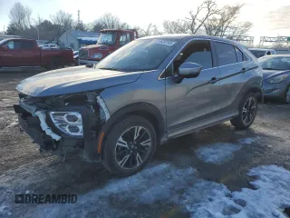 2023 Mitsubishi Eclipse Cross SE z VIN JA4ATWAA3PZ035637, wystawiony jako Copart lot #88260165 z przebiegiem 20 996 mil mil oraz Szkody całkowita. Historia ofert i sprzedaży dostępna na DreamBid. Obrazek 1.