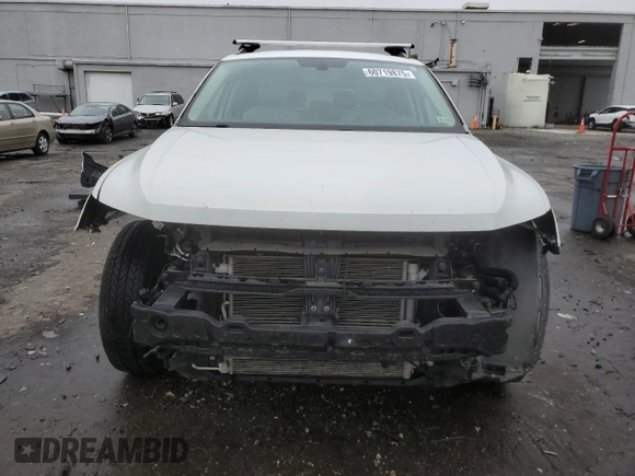 2018 Volkswagen Tiguan SEL with VIN 3VV3B7AX1JM090285, listed as a Copart auction lot 60719875 with 91,381 mi miles and Salvage title. Bid and sale history available at DreamBid. Image 5.