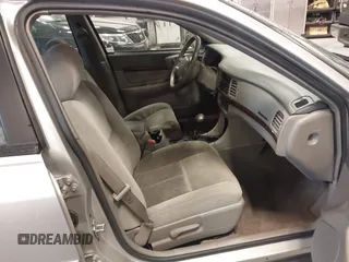 2005 Chevrolet Impala z VIN 2G1WF52E159294206, wystawiony jako IAAI lot #42365500 z przebiegiem 127 265 mil mil oraz . Historia ofert i sprzedaży dostępna na DreamBid. Obrazek 5.