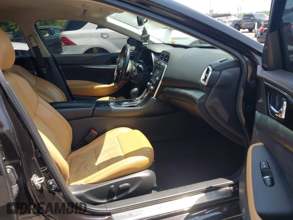 2016 Nissan Maxima SL with VIN 1N4AA6AP5GC393122, listed as a IAAI auction lot 42523884 with 116,659 mi miles and . Bid and sale history available at DreamBid. Image 5.