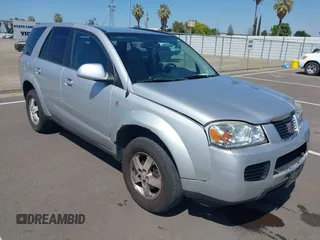 2007 Saturn VUE V6 z VIN 5GZCZ53447S833571, wystawiony jako IAAI lot #42140126 z przebiegiem 159 587 mil mil oraz . Historia ofert i sprzedaży dostępna na DreamBid. Obrazek 1.
