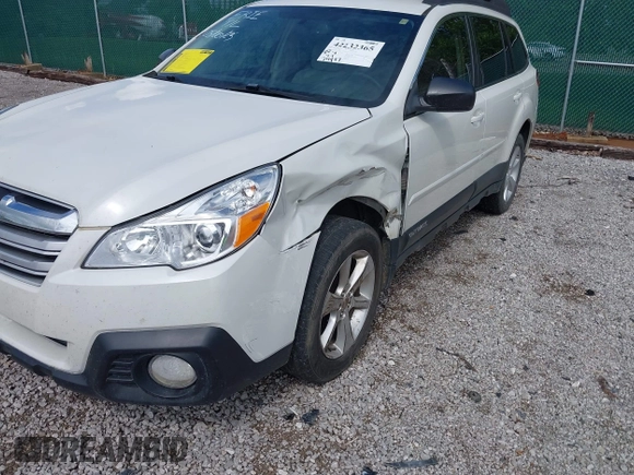 2014 Subaru Outback 2.5i with VIN 4S4BRBAC8E3213704, listed as a IAAI auction lot 42232365 with 211,977 mi miles and . Bid and sale history available at DreamBid. Image 17.