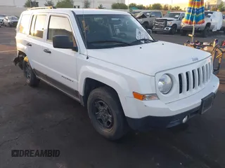 2015 Jeep Patriot Sport z VIN 1C4NJPBA3FD402355, wystawiony jako IAAI lot #42310135 z przebiegiem 55 145 mil mil oraz . Historia ofert i sprzedaży dostępna na DreamBid. Obrazek 1.