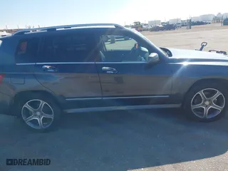 2014 Mercedes-Benz GLK-Class GLK 250 BlueTEC with VIN WDCGG0EB8EG216952, listed as a IAAI auction lot 40548731 with 109,580 mi miles. Bid and sale history available at carsss.com. Image 13.