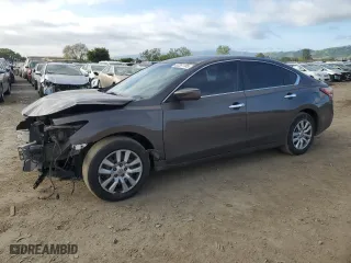 2014 Nissan Altima 2.5 with VIN 1N4AL3AP0EC287392, listed as a Copart auction lot 52261105 with 186,682 mi miles and Salvage Title. Bid and sale history available at carsss.com. Image 1.