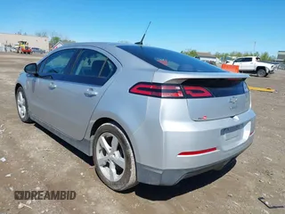 2013 Chevrolet Volt with VIN 1G1RA6E42DU112535, listed as a IAAI auction lot 42149877 with 79,979 mi miles and . Bid and sale history available at carsss.com. Image 3.