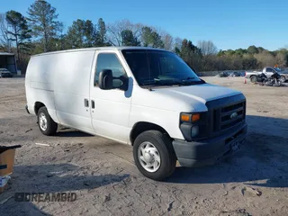 2011 Ford Econoline Cargo Commercial with VIN 1FTNE1EW2BDA61677, listed as a IAAI auction lot 41854181 with 195,582 mi miles. Bid and sale history available at carsss.com. Image 1.