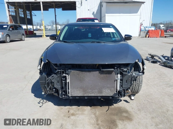 2017 Nissan Maxima SR with VIN 1N4AA6AP4HC453943, listed as a IAAI auction lot 41888527 with 130,577 mi miles and . Bid and sale history available at DreamBid. Image 6.