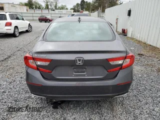 2018 Honda Accord EX-L z VIN 1HGCV1F59JA111618, wystawiony jako Copart lot #56922785 z przebiegiem 51 796 mil mil oraz Szkoda całkowita • Salvage title. Historia ofert i sprzedaży dostępna na DreamBid. Obrazek 6.