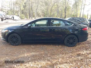 2017 Ford Fusion SE with VIN 3FA6P0HD4HR274977, listed as a IAAI auction lot 40722867 with 108,470 mi miles. Bid and sale history available at carsss.com. Image 14.