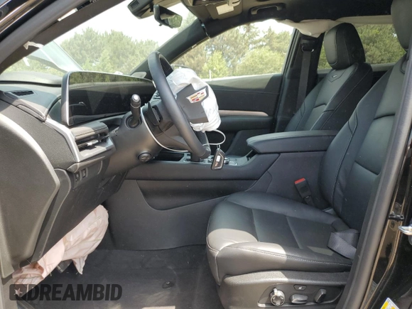 2024 Cadillac XT4 AWD Premium Luxury с VIN 1GYFZDR45RF222258, выставлен на аукционе Copart как лот 61138515 с пробегом 10 021 миль миль и Списание • Salvage title. История ставок и продаж доступна на DreamBid. Изображение 7.