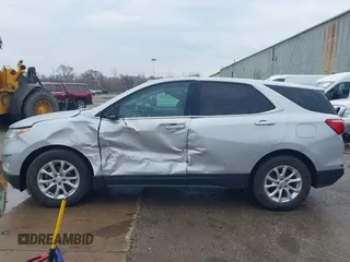 2019 Chevrolet Equinox LT z VIN 2GNAXJEV0K6224557, wystawiony jako IAAI lot #41946724 z przebiegiem 179 748 mil mil oraz . Historia ofert i sprzedaży dostępna na DreamBid. Obrazek 14.
