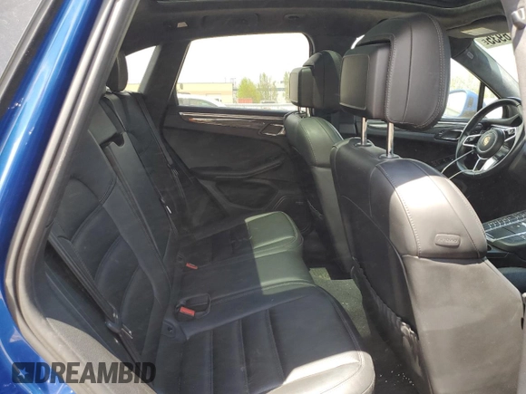 2017 Porsche Macan Turbo with VIN WP1AF2A59HLB60007, listed as a Copart auction lot 58046935 with 183,683 mi miles and Salvage title. Bid and sale history available at DreamBid. Image 11.