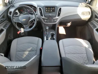 2019 Chevrolet Equinox LT with VIN 3GNAXKEV2KS563604, listed as a Copart auction lot 83644584 with 31,788 mi miles and Salvage Title. Bid and sale history available at carsss.com. Image 8.