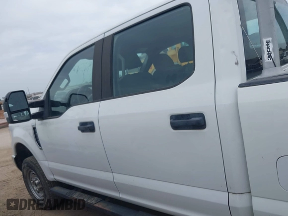 2017 Ford F-250 Lariat с VIN 1FT7W2B61HEE31617, выставлен на аукционе IAAI как лот 42782785 с пробегом 239 111 миль миль и . История ставок и продаж доступна на DreamBid. Изображение 14.