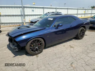 2016 Dodge Challenger 392 Hemi Scat Pack Shaker z VIN 2C3CDZFJ9GH314858, wystawiony jako Copart lot #60134624 z przebiegiem 105 963 mil mil oraz Szkoda całkowita • Salvage title. Historia ofert i sprzedaży dostępna na DreamBid. Obrazek 1.