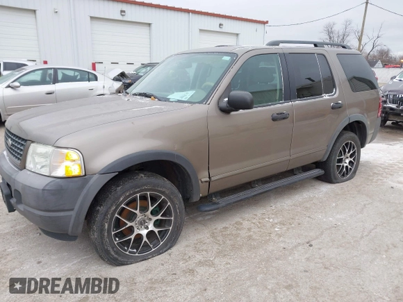 2003 Ford Explorer XLS z VIN 1FMZU72K03UA75695, wystawiony jako IAAI lot #41250087 z przebiegiem 134 795 mil mil oraz . Historia ofert i sprzedaży dostępna na DreamBid. Obrazek 2.