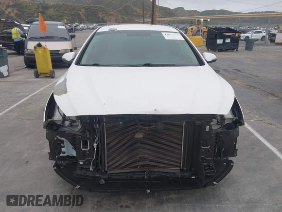 2019 Hyundai Sonata SEL with VIN 5NPE34AF2KH760654, listed as a IAAI auction lot 41877733 with 45,722 mi miles and . Bid and sale history available at DreamBid. Image 13.