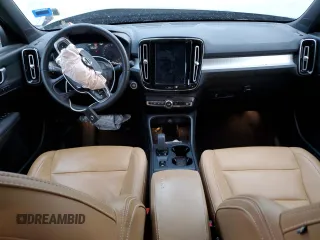 2019 Volvo XC40 Momentum z VIN YV4162UK3K2150716, wystawiony jako Copart lot #68485392 z przebiegiem 44 253 mil mil oraz . Historia ofert i sprzedaży dostępna na DreamBid. Obrazek 8.