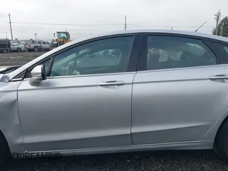 2016 Ford Fusion SE with VIN 3FA6P0H72GR346199, listed as a IAAI auction lot 38430808 with 162,568 mi miles. Bid and sale history available at carsss.com. Image 14.