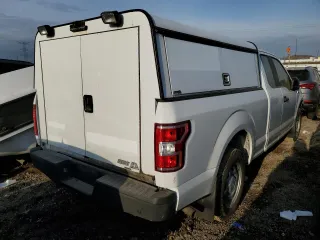 2018 Ford F-150 XL with VIN 1FTEX1CB4JKF05971, listed as a Copart auction lot 52360795 with 124,920 mi miles and Clean Title. Bid and sale history available at carsss.com. Image 3.