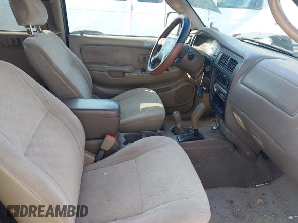 2002 Toyota Tacoma with VIN 5TEHN72NX2Z885767, listed as a IAAI auction lot 42643995 with 308,492 mi miles and . Bid and sale history available at DreamBid. Image 5.