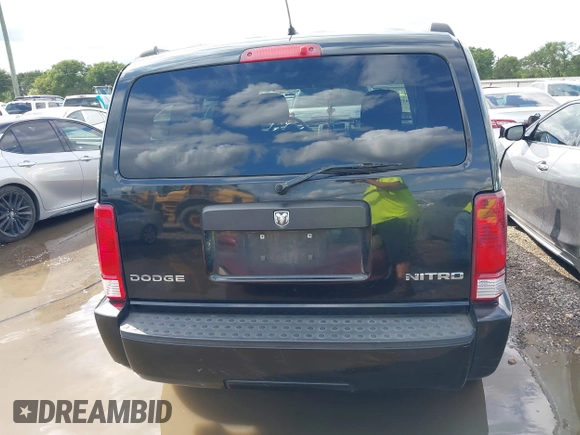 2011 Dodge Nitro Heat with VIN 1D4PT4GK7BW602014, listed as a IAAI auction lot 42371556 with 143,986 mi miles and . Bid and sale history available at DreamBid. Image 16.