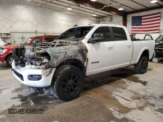 2021 Ram 2500 Laramie z VIN 3C6UR5FL3MG502502, wystawiony jako Copart lot #58428995 z przebiegiem Nie podano mil oraz Nie do naprawy • Non repairable. Historia ofert i sprzedaży dostępna na DreamBid. Obrazek 1.
