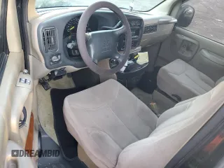 1996 Chevrolet Chevy Van z VIN 1GBFG15M1T1039187, wystawiony jako Copart lot #42325925 z przebiegiem Nie podano mil oraz Szkoda całkowita • Salvage title. Historia ofert i sprzedaży dostępna na DreamBid. Obrazek 8.