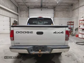 2001 Dodge Dakota Sport with VIN 1B7HG2AN31S229220, listed as a IAAI auction lot 42100843 with 134,034 mi miles. Bid and sale history available at carsss.com. Image 16.