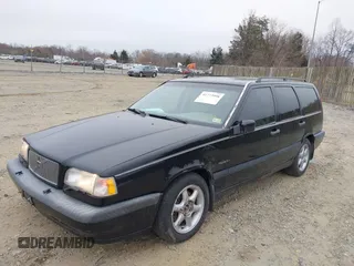 1996 Volvo 850 с VIN YV1LW5549T2173250, выставлен на аукционе IAAI как лот 41773998 с пробегом 224 384 миль миль и . История ставок и продаж доступна на DreamBid. Изображение 17.
