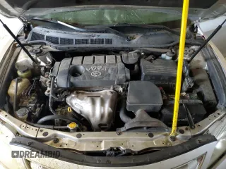 2010 Toyota Camry z VIN 4T1BF3EK9AU009577, wystawiony jako Copart lot #57699745 z przebiegiem 201 492 mil mil oraz Czysty tytuł • Clean title. Historia ofert i sprzedaży dostępna na DreamBid. Obrazek 11.
