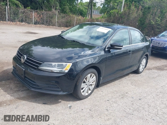 2015 Volkswagen Jetta SE z VIN 3VWD17AJXFM338250, wystawiony jako IAAI lot #42651860 z przebiegiem 119 751 mil mil oraz . Historia ofert i sprzedaży dostępna na DreamBid. Obrazek 2.
