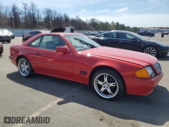 1992 Mercedes-Benz 500 z VIN WDBFA66E5NF054023, wystawiony jako Copart lot #51841895 z przebiegiem 25 505 mil mil oraz Tytuł czysty. Historia ofert i sprzedaży dostępna na DreamBid. Obrazek 4.