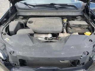 2019 Jeep Cherokee Latitude Plus with VIN 1C4PJMLB9KD191316, listed as a Copart auction lot 49441065 with 181,348 mi miles and Salvage Title. Bid and sale history available at carsss.com. Image 12.