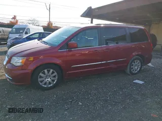 2015 Chrysler Town & Country Touring with VIN 2C4RC1BG8FR587965, listed as a IAAI auction lot 40741458 with 138,384 mi miles and . Bid and sale history available at carsss.com. Image 17.