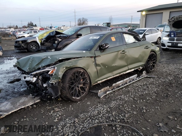 2022 Audi RS 5 Sportback z VIN WUAAWCF52NA901219, wystawiony jako Copart lot #39867793 z przebiegiem Nie podano mil oraz . Historia ofert i sprzedaży dostępna na DreamBid. Obrazek 1.