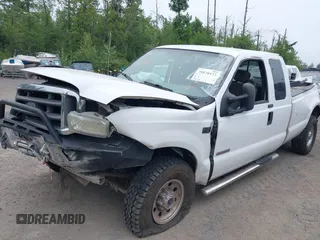 2004 Ford Super Duty F-250 XL with VIN 1FTNX21PX4EA25232, listed as a IAAI auction lot 39570173 with 246,165 mi miles. Bid and sale history available at carsss.com. Image 6.