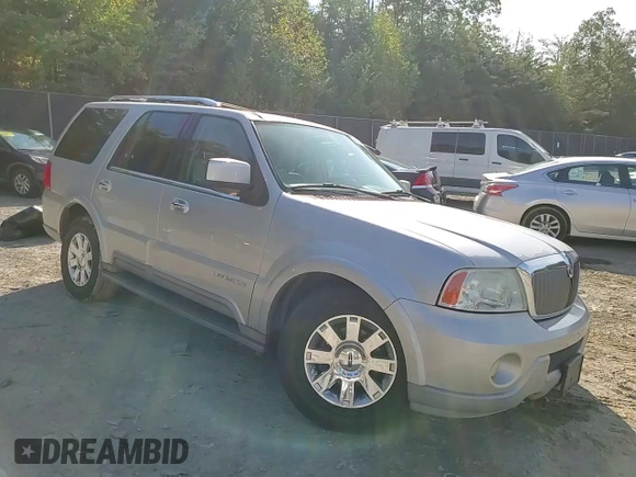 2004 Lincoln Navigator Luxury with VIN 5LMFU28R34LJ00328, listed as a Copart auction lot 69511894 with 120,338 mi miles and Salvage Title. Bid and sale history available at carsss.com. Image 11.