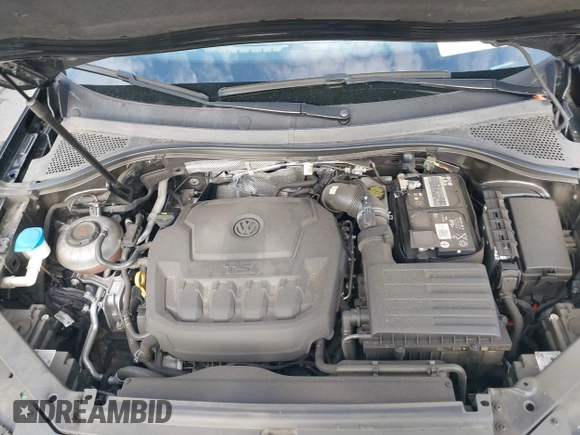 2022 Volkswagen Tiguan SE R-Line Black z VIN 3VVCB7AX6NM165794, wystawiony jako IAAI lot #42057380 z przebiegiem 25 700 mil mil oraz . Historia ofert i sprzedaży dostępna na DreamBid. Obrazek 10.