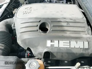 2016 Chrysler 300 S Alloy Edition z VIN 2C3CCABTXGH135076, wystawiony jako IAAI lot #42432413 z przebiegiem 140 266 mil mil oraz . Historia ofert i sprzedaży dostępna na DreamBid. Obrazek 19.