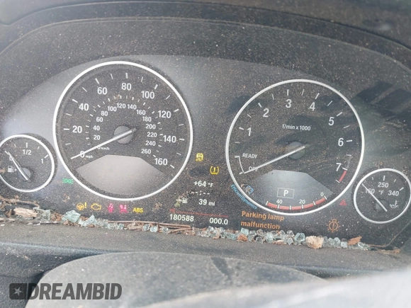 2014 BMW 3 Series 328i xDrive с VIN WBA3B5C55EF599510, выставлен на аукционе IAAI как лот 42333132 с пробегом 180 588 миль миль и . История ставок и продаж доступна на DreamBid. Изображение 7.