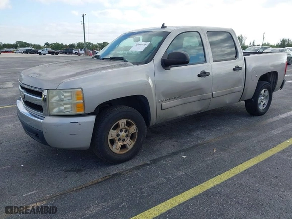 2008 Chevrolet Silverado 1500 LTZ with VIN 3GCEC13J28G138640, listed as a IAAI auction lot 42094031 with 246,804 mi miles. Bid and sale history available at carsss.com. Image 2.