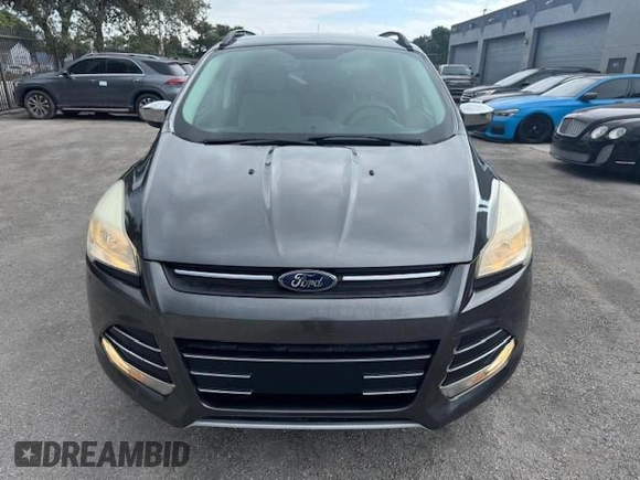 2016 Ford Escape SE with VIN 1FMCU0GX4GUC35892, listed as a Copart auction lot 88822335 with 55,768 mi miles and Non Repairable. Bid and sale history available at carsss.com. Image 5.