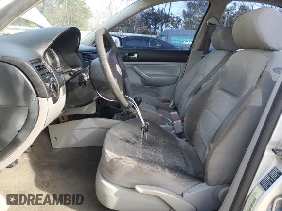 2004 Volkswagen Jetta GLS with VIN 3VWSR69M24M123449, listed as a Copart auction lot 48115325 with 302,443 mi miles and Salvage title. Bid and sale history available at DreamBid. Image 7.