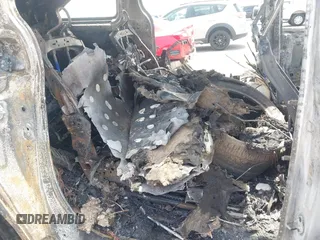 2025 Toyota Sienna XSE z VIN 5TDDRKEC7SS229054, wystawiony jako IAAI lot #42316730 z przebiegiem Nie podano mil oraz . Historia ofert i sprzedaży dostępna na DreamBid. Obrazek 8.