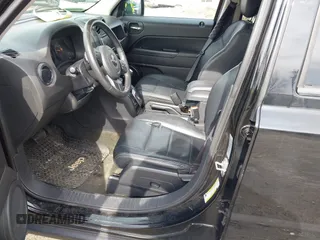 2016 Jeep Patriot High Altitude Edition with VIN 1C4NJRFB7GD789654, listed as a IAAI auction lot 41800088 with 47,739 mi miles. Bid and sale history available at carsss.com. Image 17.
